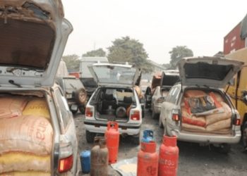Nigerian Security Officers Fingered in N6bn Weekly Smuggling Cartel on Western Borders