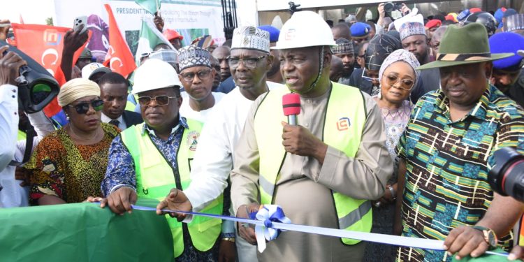 FG Flags Off Construction Of Akwanga–Jos–Bauchi–Gombe–Biu—Maiduguri Superhighway, Commissions